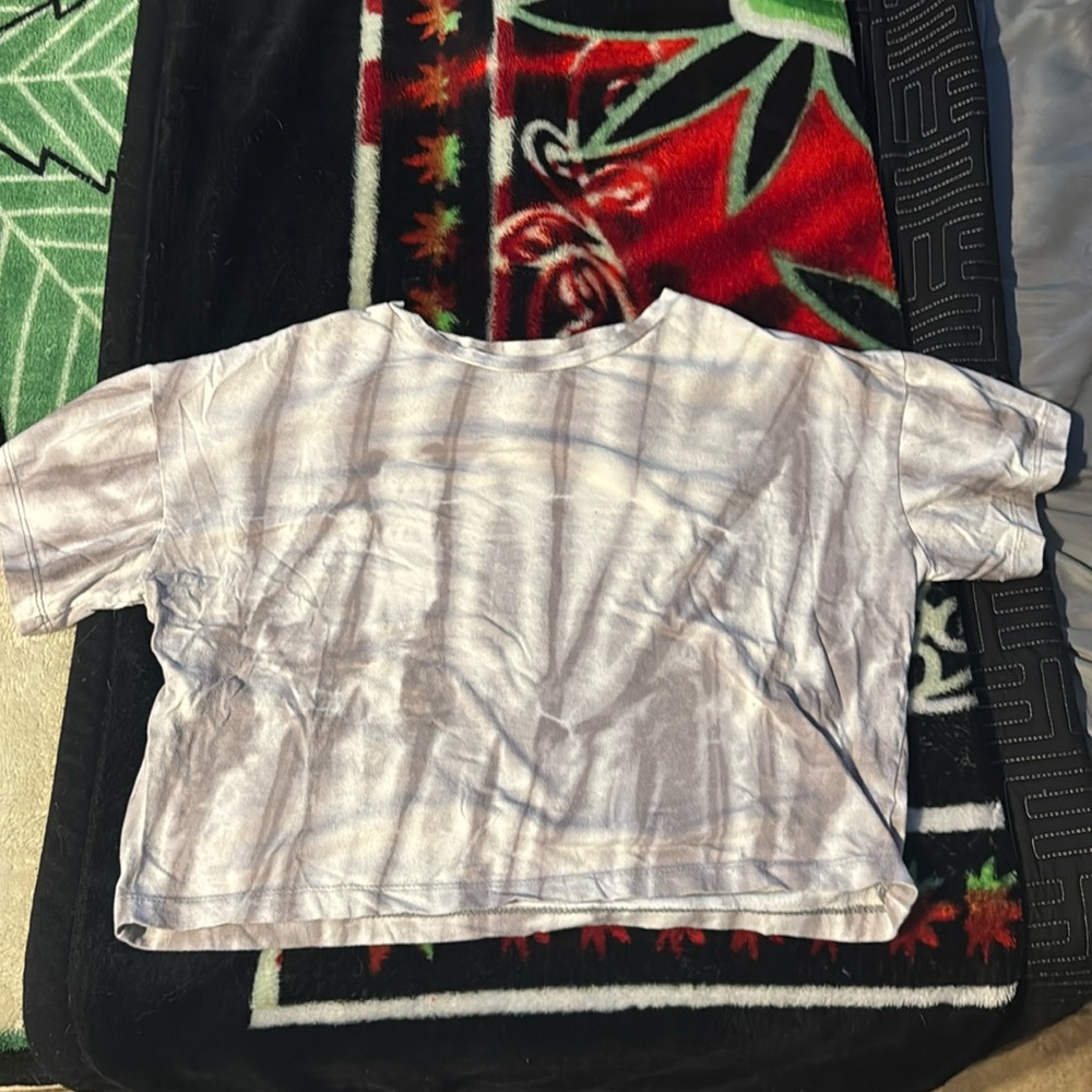Tie die grey and white crop